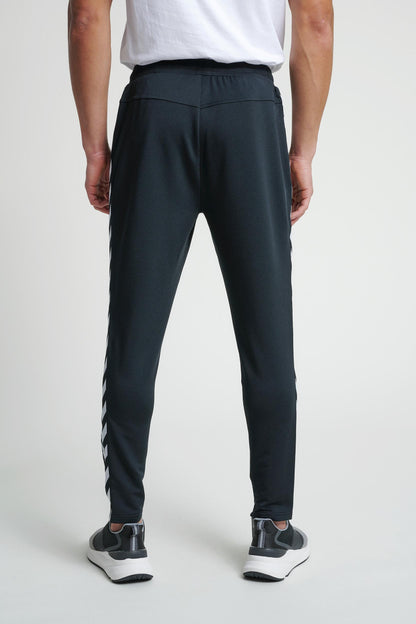 HUMMEL - Hmlnathan 2.0 Tapered Pants - Black