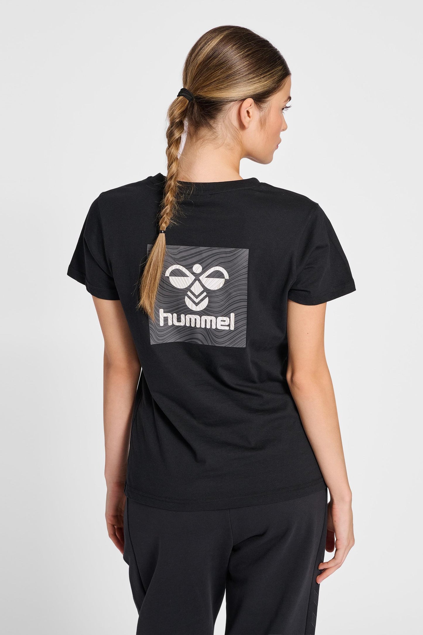 HUMMEL - Hmloffgrid Tee S/s Wo - Jet Black/forged Iron